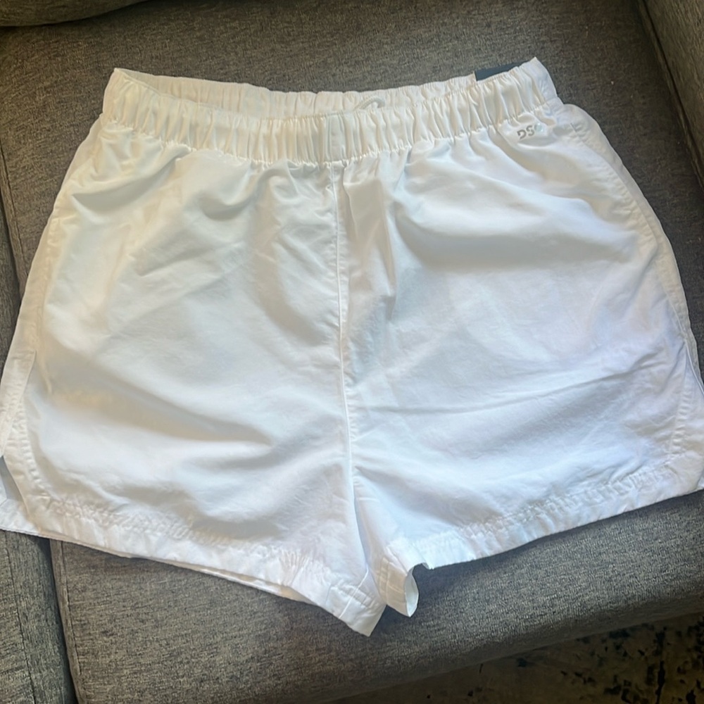 DSG Women’s High-Rise Woven Shorts